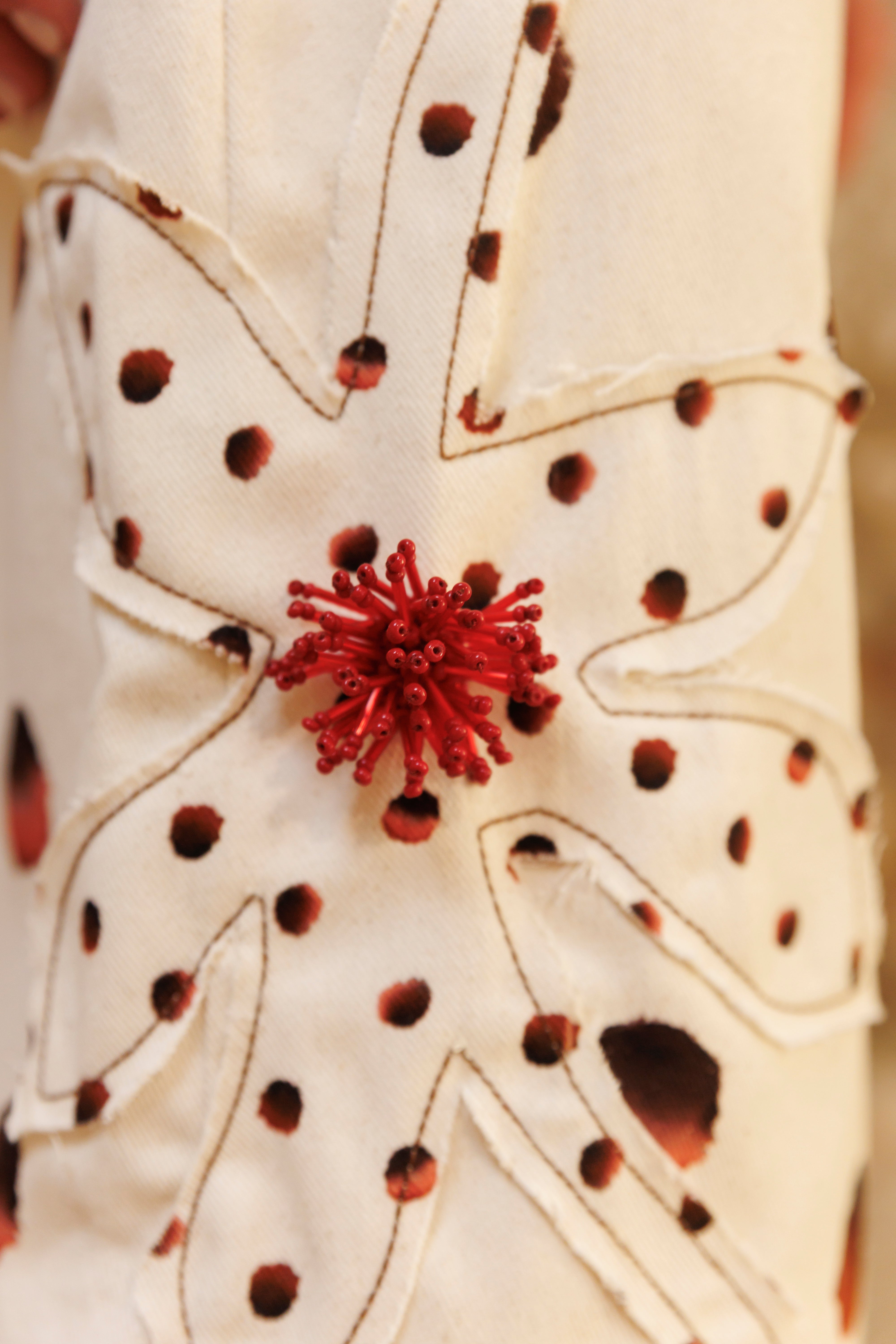 Falda Recta Denim Estampada Puntos