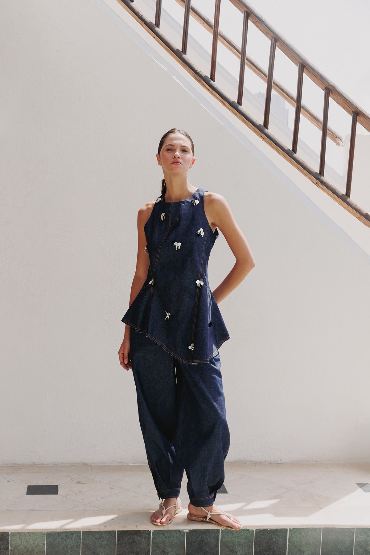 VEST DENIM CON LENTEJUELONES